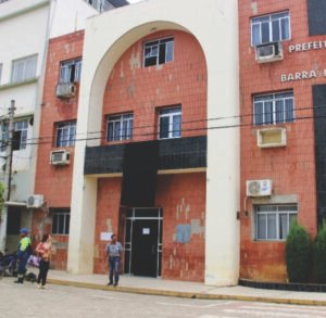 Prefeitura de Barra de São Francisco é aprovada por 73,1%, diz pesquisa