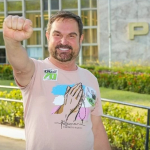 Candidato acelera com R$ 500 mil do próprio bolso e dias decisivos na Justiça Eleitoral do ES