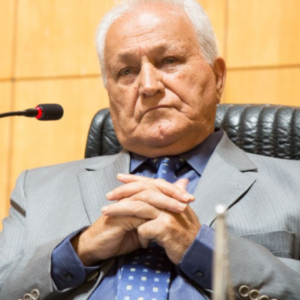 Candidatos de Cachoeiro apostam em virada contra Ferraço