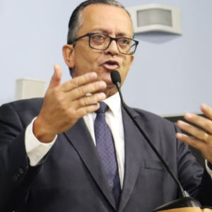 PL sobre pessoas em situação de rua gera debate na Câmara de Vitória