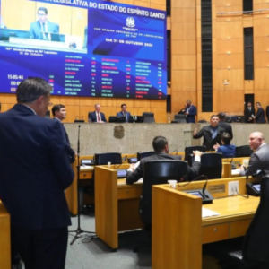 Deputados debatem urgência de PL que restringe visitas íntimas a presos por crimes sexuais