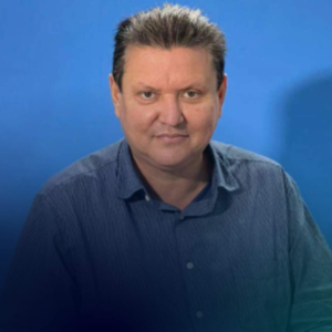 Euclério sanciona lei que aumenta o próprio salário, de vice e secretários