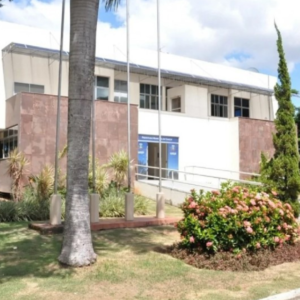 Justiça manda prefeito de Guaçuí fornecer informações à equipe de transição e define multa de R$ 20 mil por descumprimento