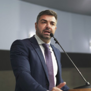 O futuro político de Leandro Piquet e sua relação com Pazolini