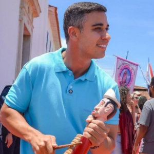 Weverson busca seu tom no comando da Serra