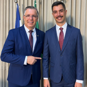 Carlos Espindula, vereador mais votado de Santa Maria de Jetibá, foi eleito presidente da Câmara Municipal