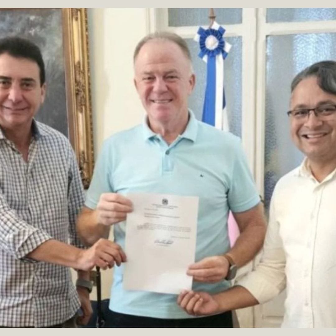 Casagrande indica Vandinho Leite como líder do governo na Ales
