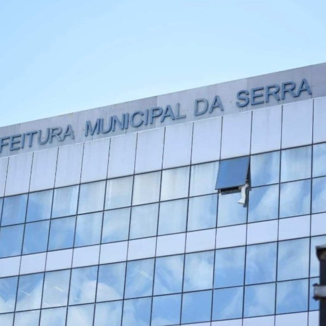 Tribunal manda Serra suspender aumento nos salários de prefeito, vice e secretários