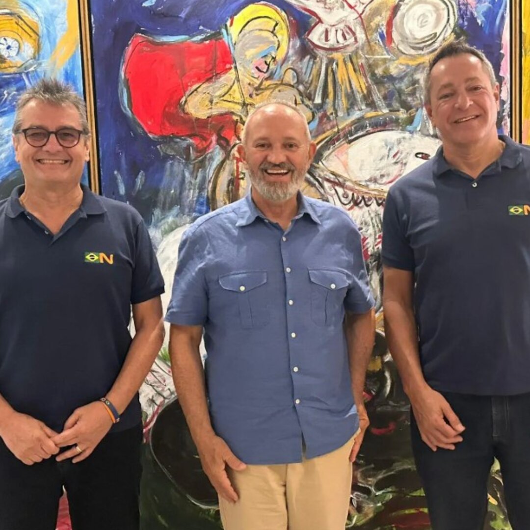 Hartung se encontra com lideranças do Novo em meio a filiação ao PSD