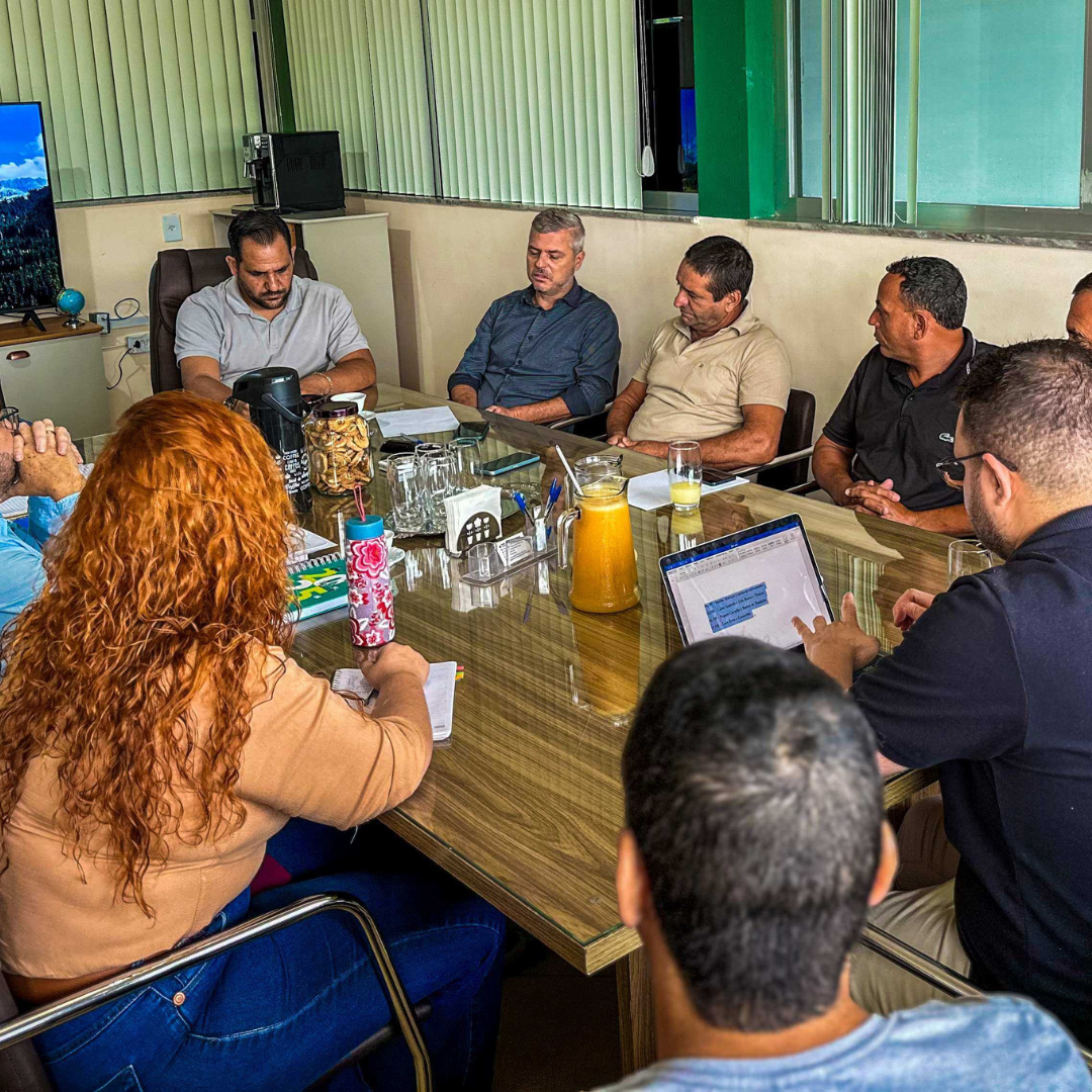 Jerônimo Monteiro: Executivo e Legislativo discutem planejamento da Educação para 2025