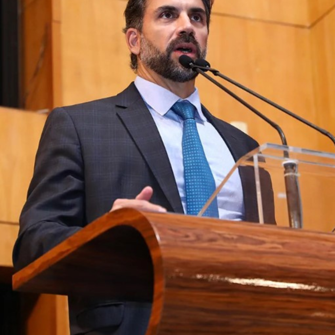Ricas sobre diretores desqualificados: todo o sistema é comprometido
