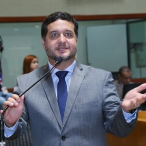 Gandini faz moção de repúdio contra racismo a Vinícius Júnior e cobra ação do governo espanhol