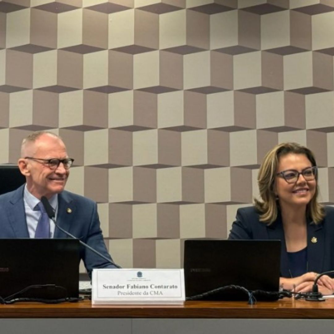 Contarato é eleito presidente da Comissão de Meio Ambiente do Senado