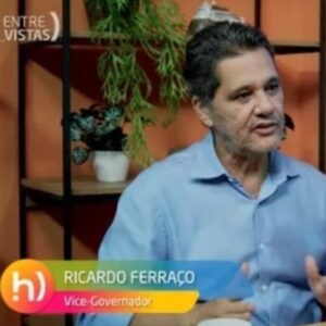 Ricardo Ferraço à disposição do que Casagrande decidir