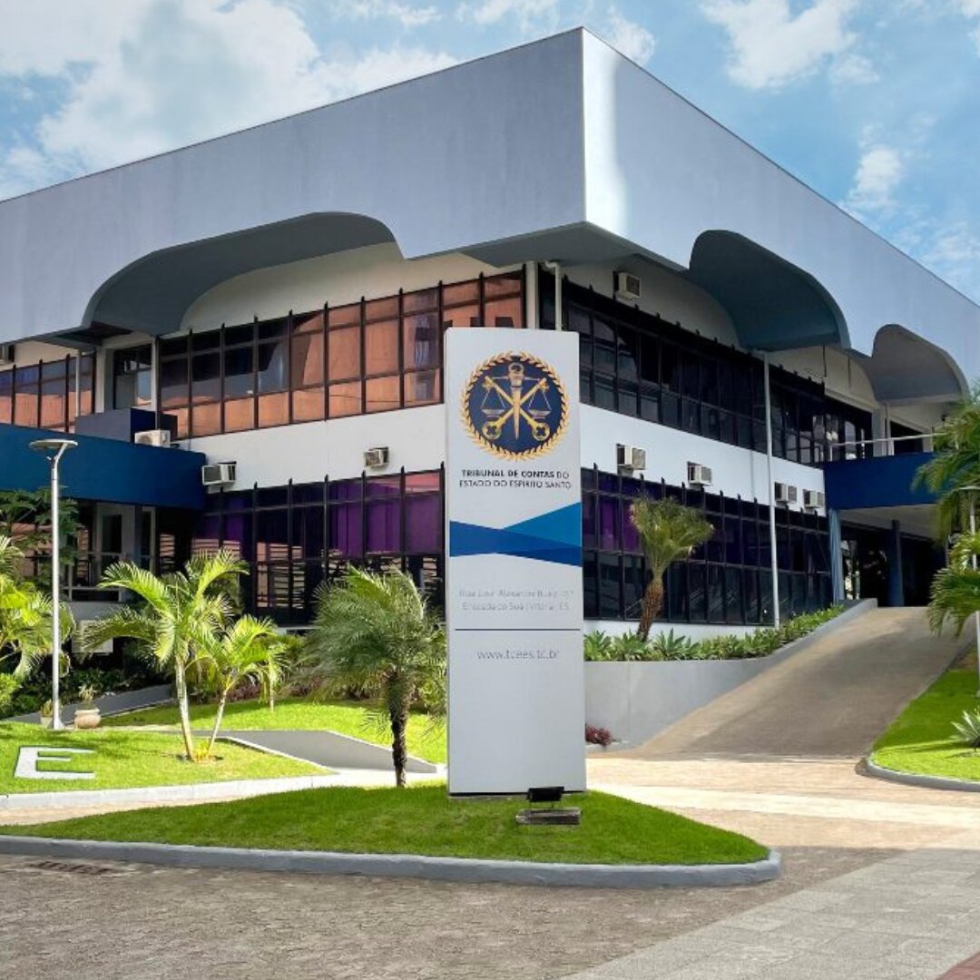 TCES recua e derruba suspensão a aumento de salário de prefeitos no ES