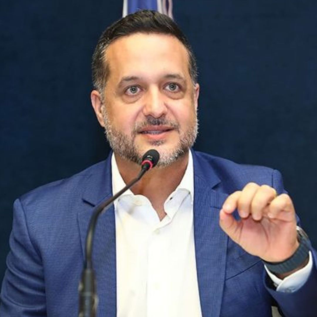 ES quer instalar ar-condicionado em todas as escolas estaduais até o final de 2026