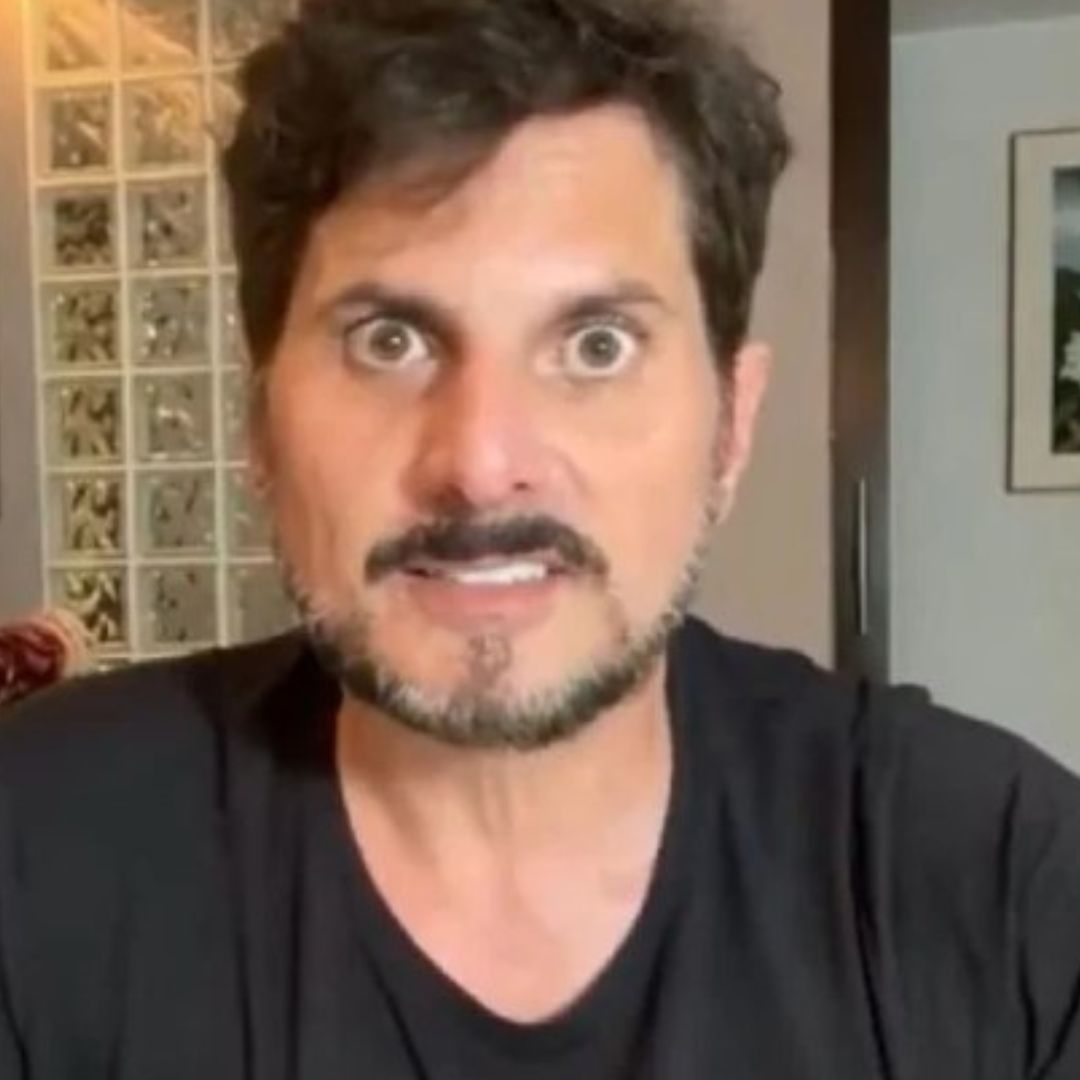 Exaltado, Do Val dispara contra programas sociais do Governo Federal