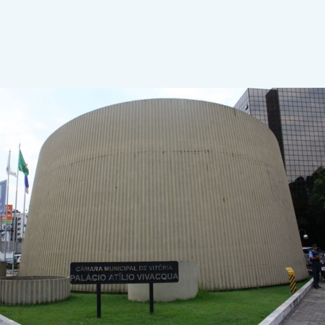 Câmara de Vitória aprova criação de 30 novos cargos comissionados