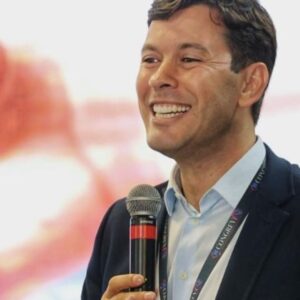 Arnaldinho: concorrente de Pazolini e sombra remoçada para Ricardo