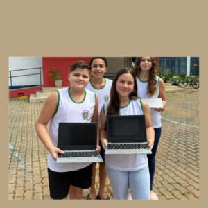 Alfredo Chaves: Oito escolas vão receber laboratórios móveis de informática