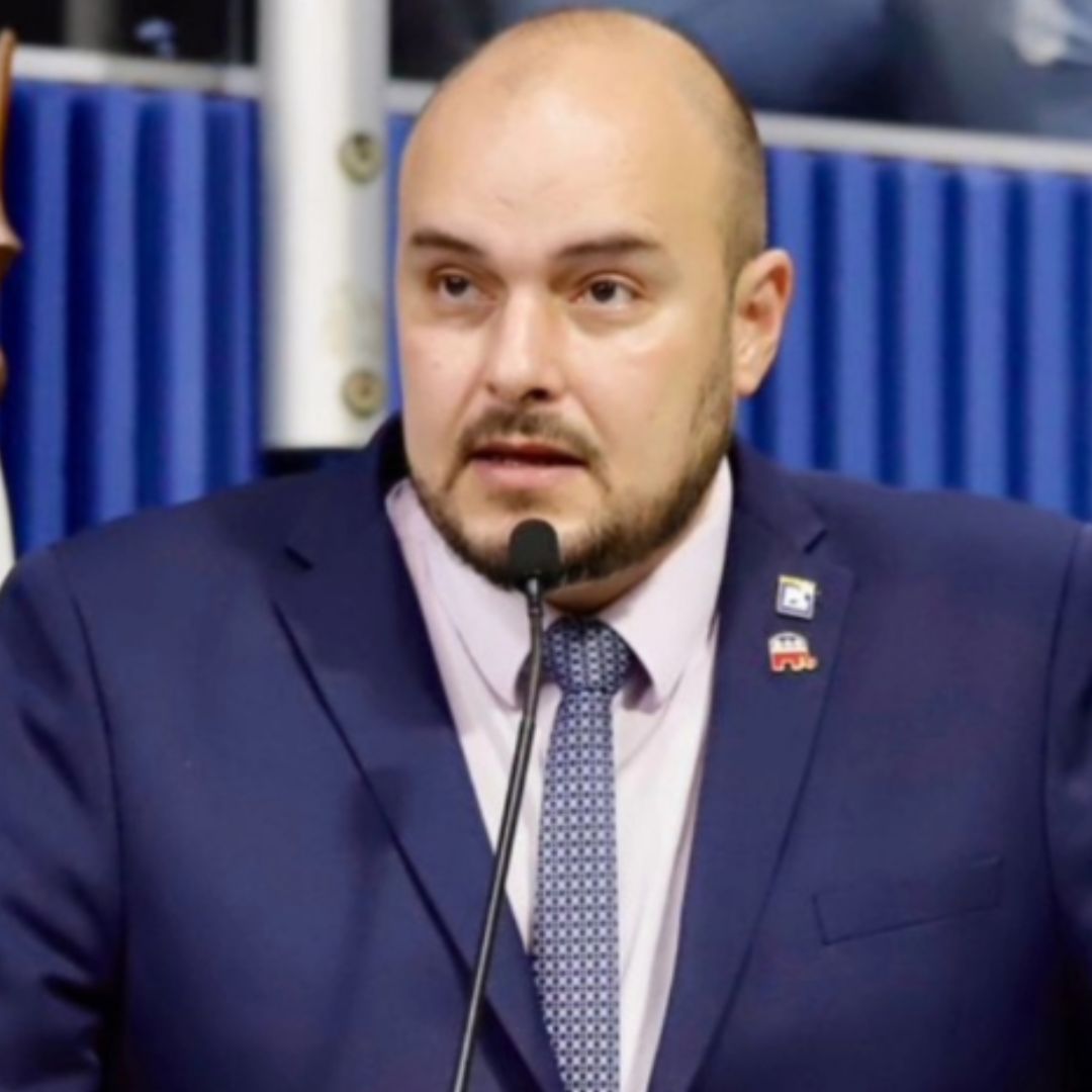 Pastor Fabiano busca apoio na Câmara de Vitória após ser proibido de fiscalizar em Vila Velha