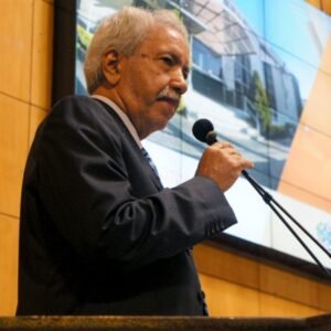 Pazolini nomeia ex-deputado e líder evangélico em cargo na PMV