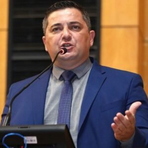 Callegari ‘conversa’ com partido Novo em meio a articulações contrárias no PL