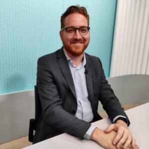 Vitor de Angelo se lança: “Sou pré-candidato a deputado federal”