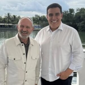 Erick Musso e Paulo Hartung almoçam juntos nesta quarta-feira (9)