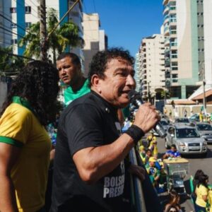 Ato pró-Bolsonaro mira em eleições, ex-prefeita na disputa da Ales e as férias de Euclério