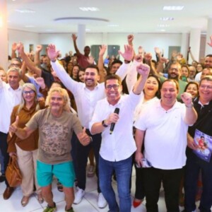 Marcelo Santos reúne 450 pessoas em Itapemirim em prestação de contas