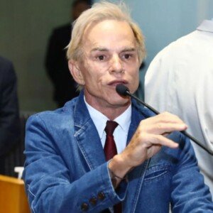 Meneguelli propõe política estadual contra o etarismo no mercado de trabalho