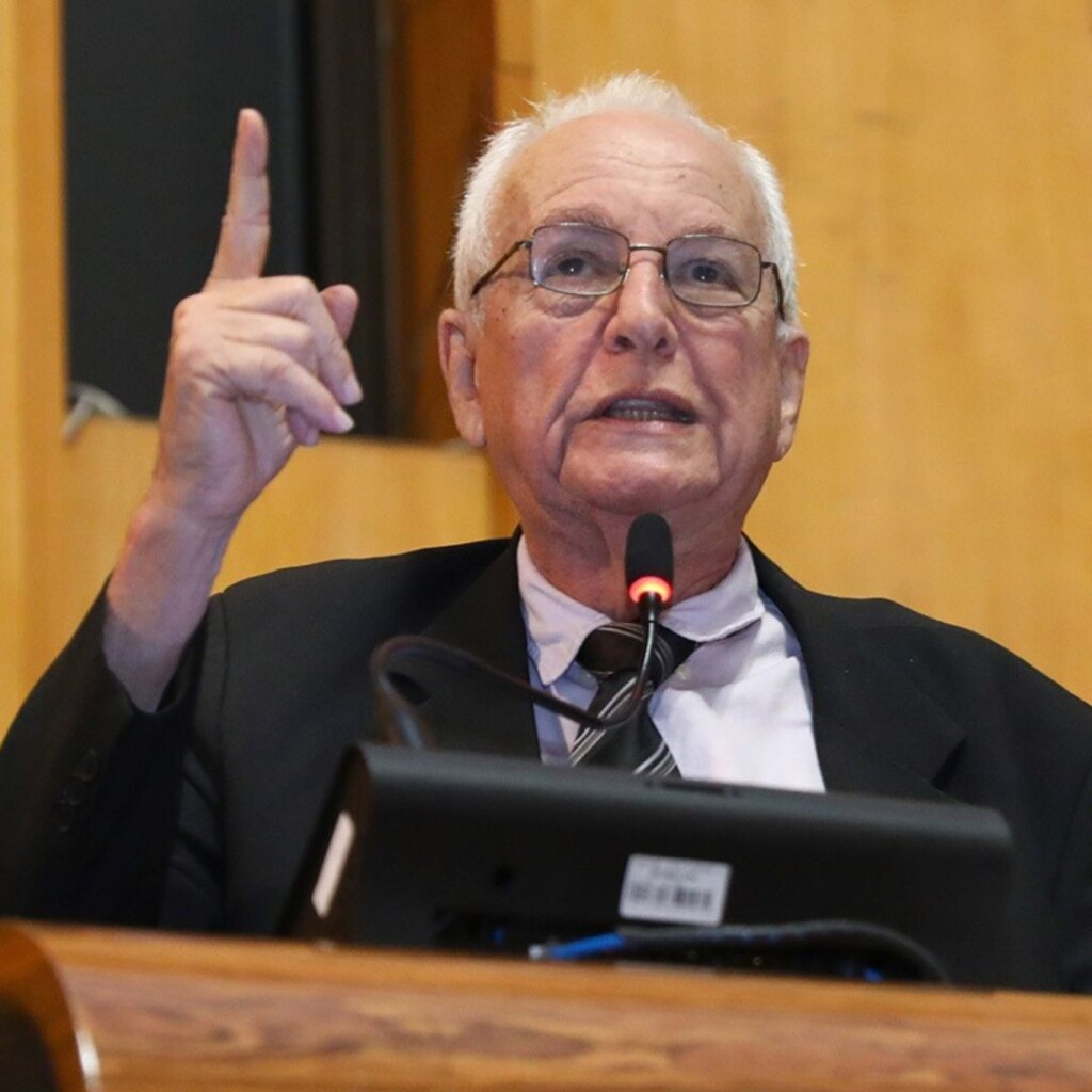 José Esmeraldo defende ajuste no valor de emendas parlamentares e que seja de forma impositiva