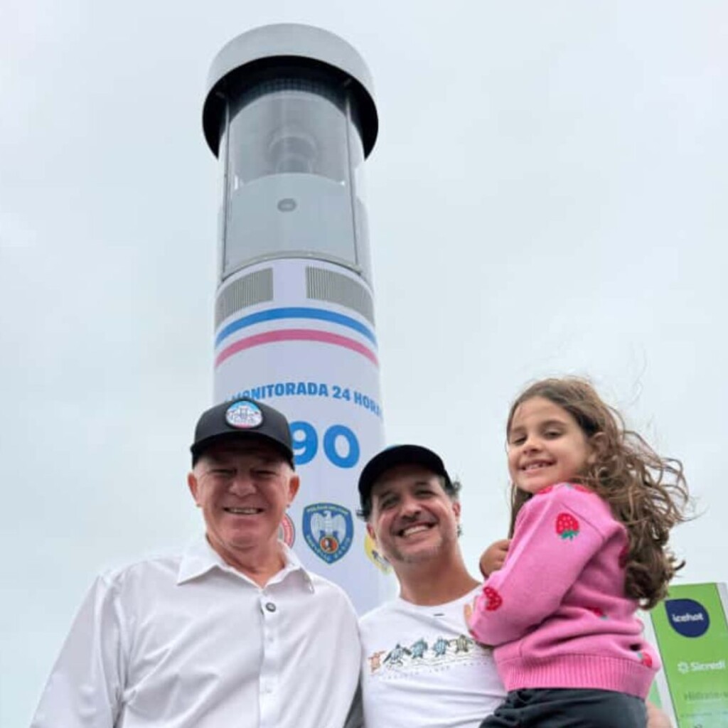 Casagrande anuncia 450 novas prisões ao inaugurar totem de Jardim Camburi