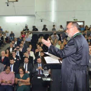 Grande aliado de Casagrande é eleito presidente do TCES