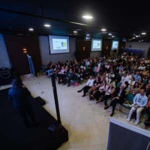 Diálogo e inovação pautaram o encerramento da COMPOL ES