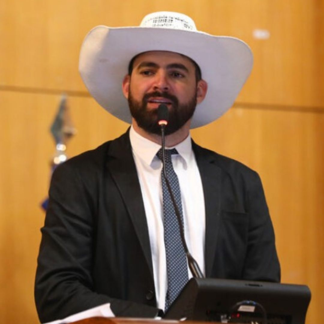 TCE-ES acolhe representação de Pablo Muribeca e suspende contrato emergencial de R$ 5 milhões em publicidade na Serra