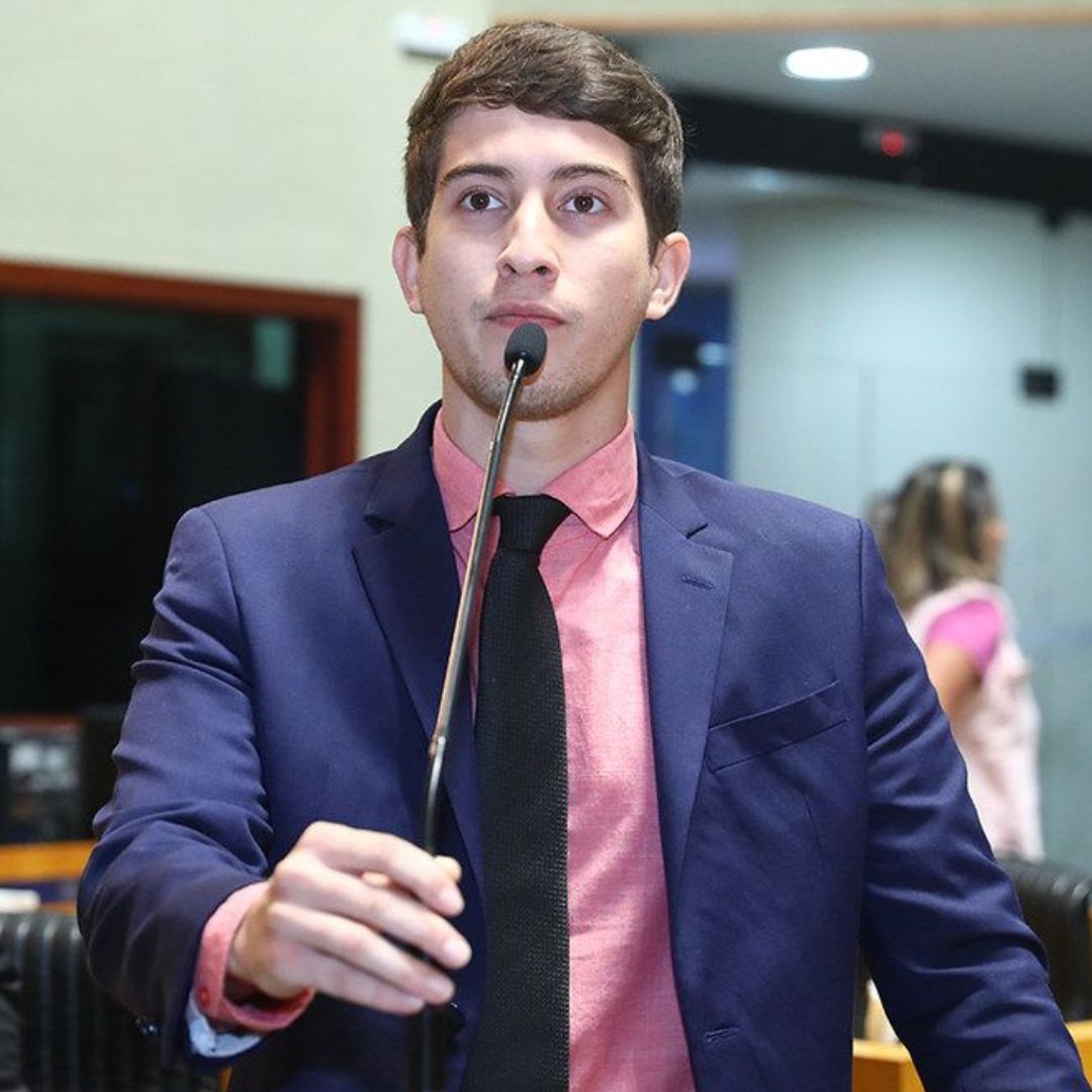 Assembleia aprova projeto que obriga escolas a terem vigilância armada