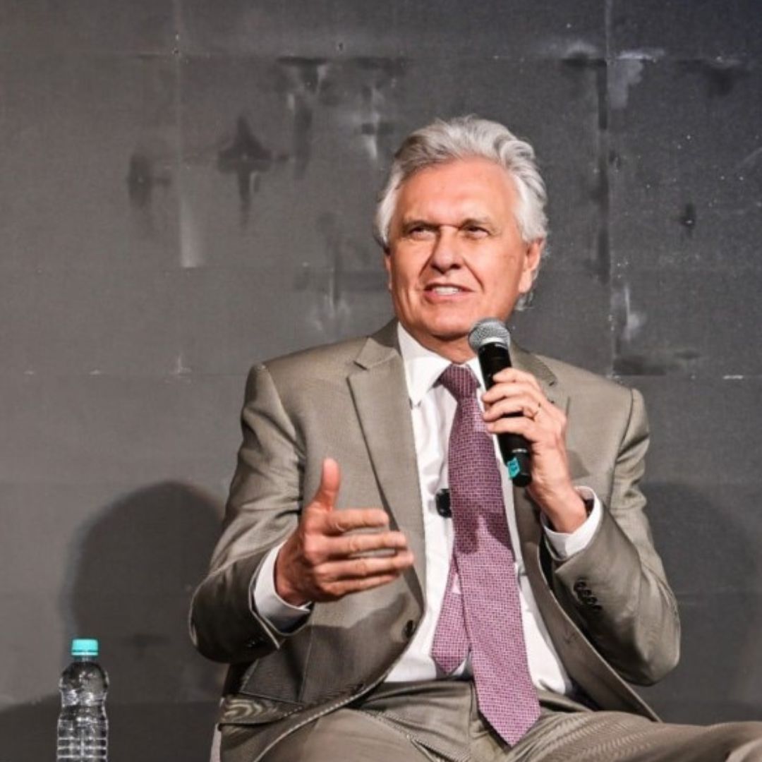 Anistia, relação com Ferraço, 2026 e “culpa do PT”: o que disse Caiado em visita ao ES