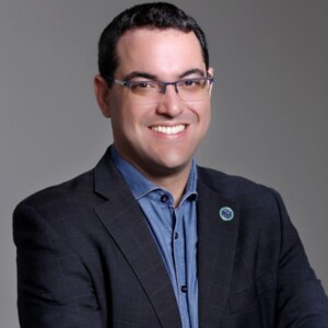 AVC mata 4 pessoas por dia no ES: Dr. Bruno Resende atua para combater a doença