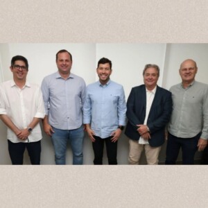 Arnaldinho promete apoio a Casagrande, mas não descarta disputar contra Ricardo