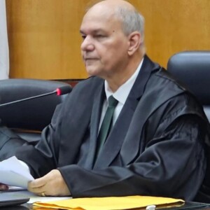 Namyr Carlos assume presidência do TRE-ES e promete rigor contra desinformação