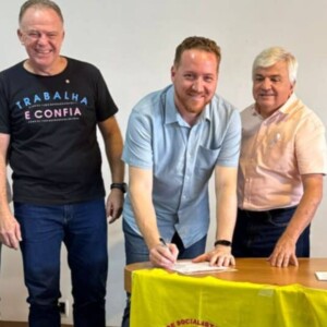 Vitor de Angelo se filia ao partido de Casagrande para ser federal