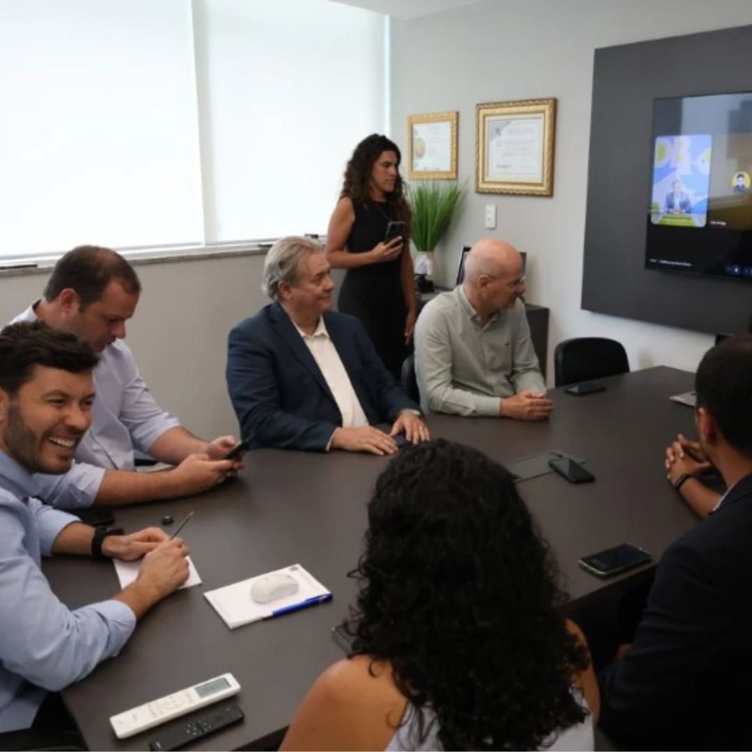 Secretário do PSDB-ES ameaça tomar o mandato de vereador que se desfiliar