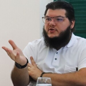 Vice-prefeito é confirmado como novo secretário de Educação de Cachoeiro