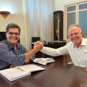 Casagrande entre os 9 que miram Senado e escolhem vices para sucessão