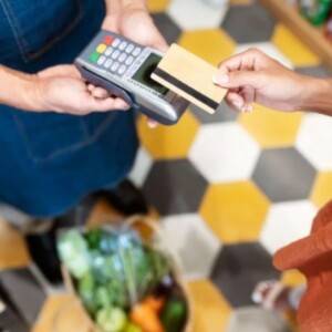 Vereadores de Viana aprovam aumento de 50% do tíquete-alimentação