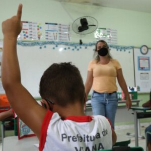 Projeto leva gestão e finanças a escolas em Viana