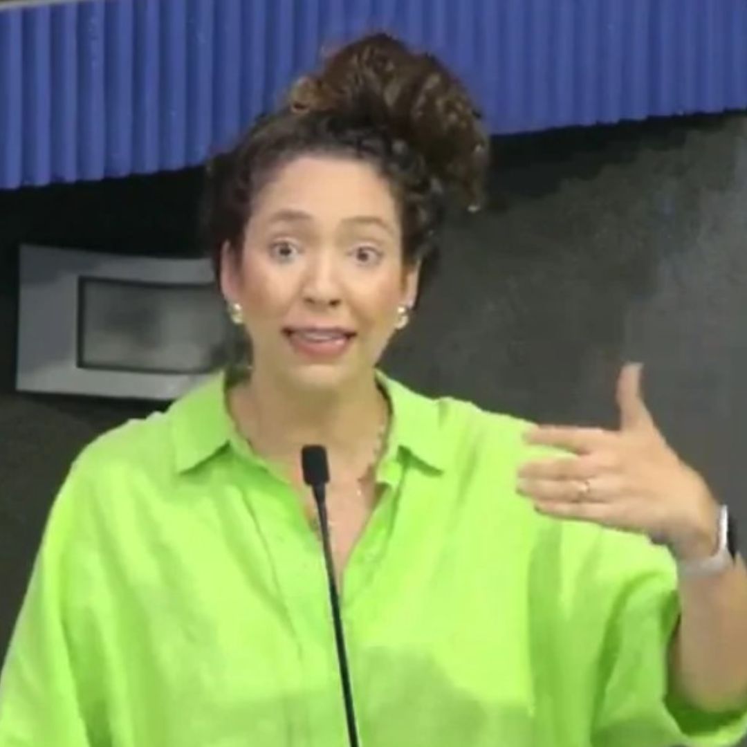 Após críticas à vice prefeita, Karla Coser amplia ofensiva e mira Pazolini