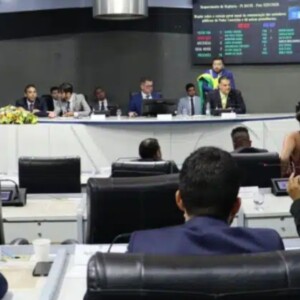 Aprovado reajuste para servidores de Vitória e secretários municipais